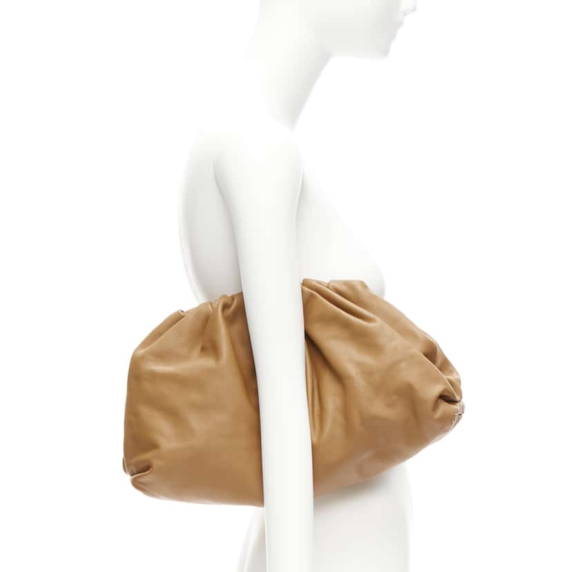Bottega Veneta The Pouch Brown Leather Never worn - Back View