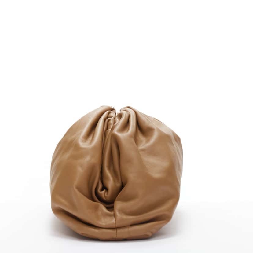 Bottega Veneta The Pouch Brown Leather Never worn - Model View