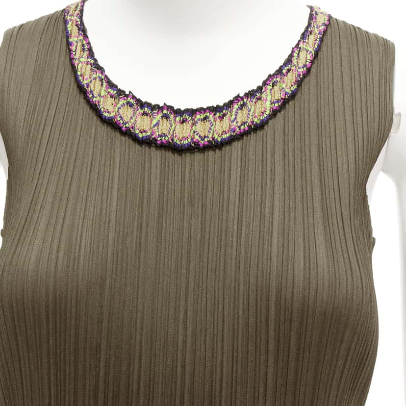 Issey Miyake Embroidery Plisse Vest Khaki Polyester Never worn - Back View