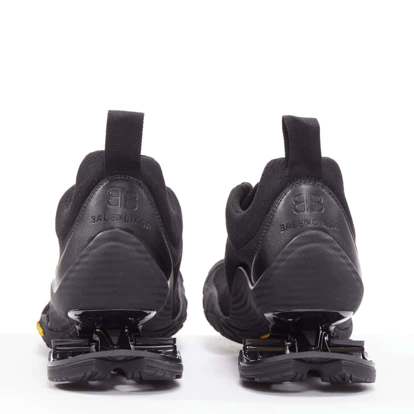 Balenciaga Vibram Toe Sneakers Black Very good condition - Box View