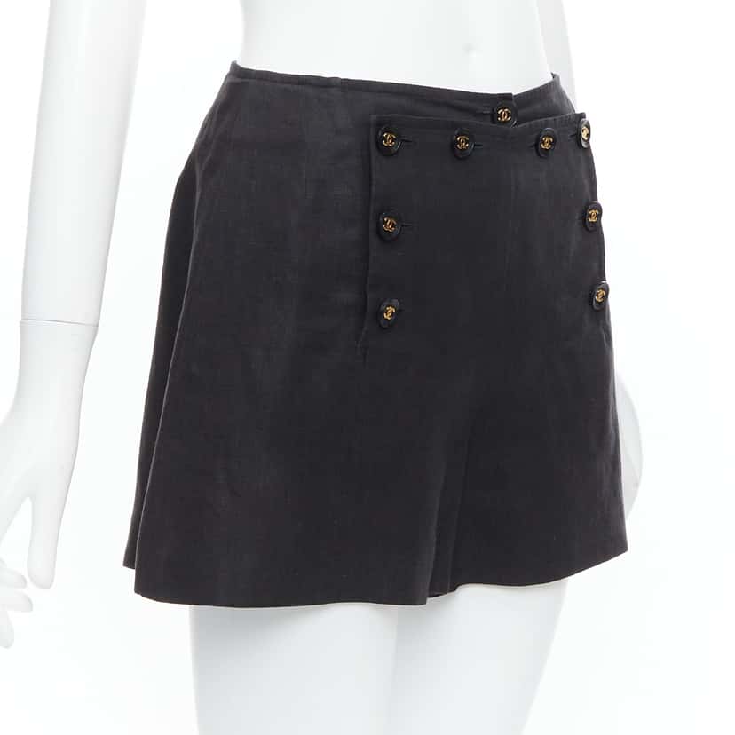 Chanel Gold Sailor Shorts Black Linen Never worn - Inside View
