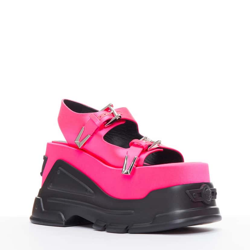 Versace Anthem Pink Sandals Pink Never worn - Back View