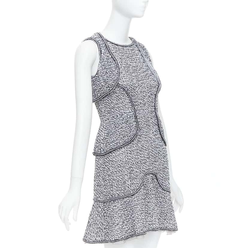 Chanel Tweed Ruffle Dress Black Cotton Never worn - Inside View