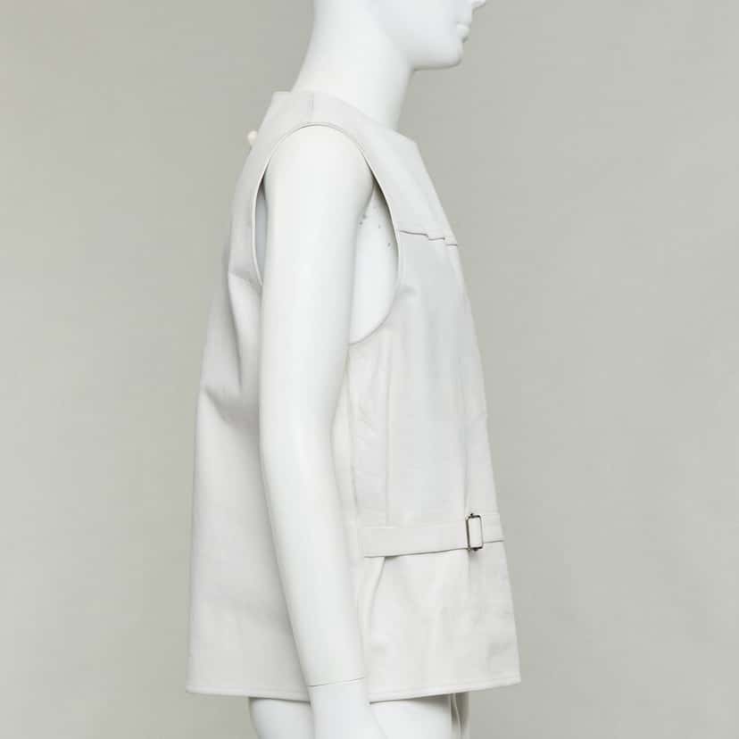 Prada White Leather Vest Ecru Leather Very good condition - Model View
