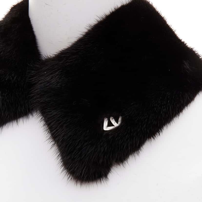 Louis Vuitton Mink Logo Scarf Brown Fur Very good condition - Back View