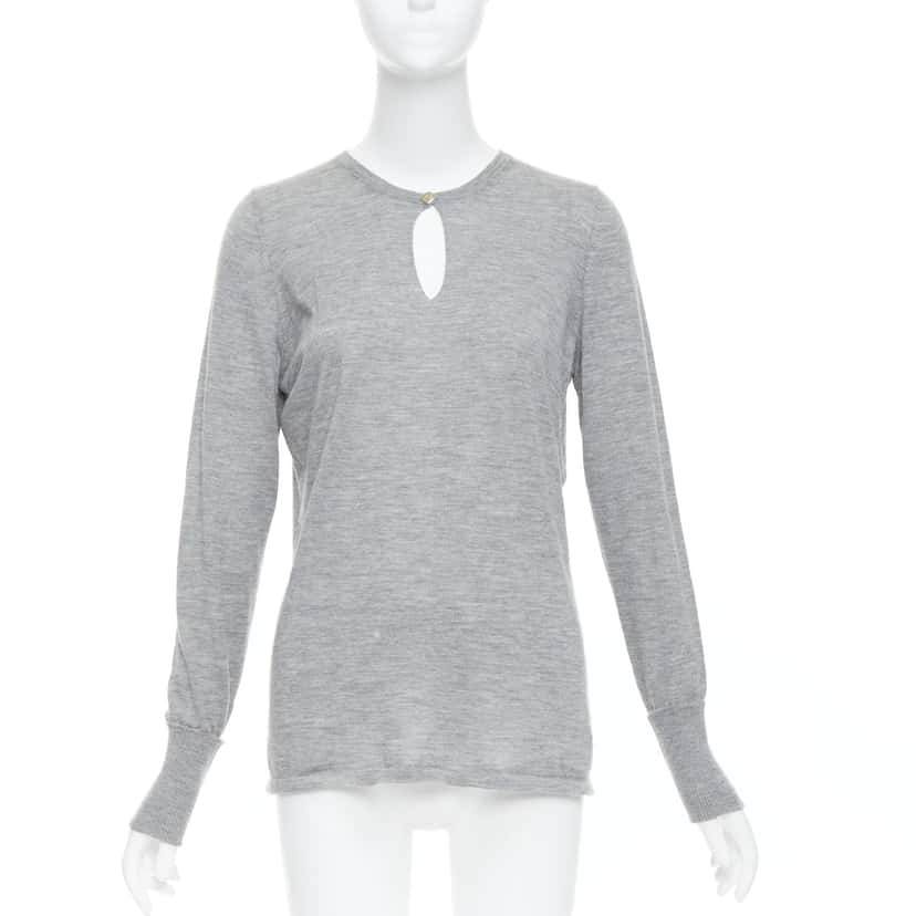 Chanel Camellia Button Sweater Grey Cashmere Very good condition - Front View
