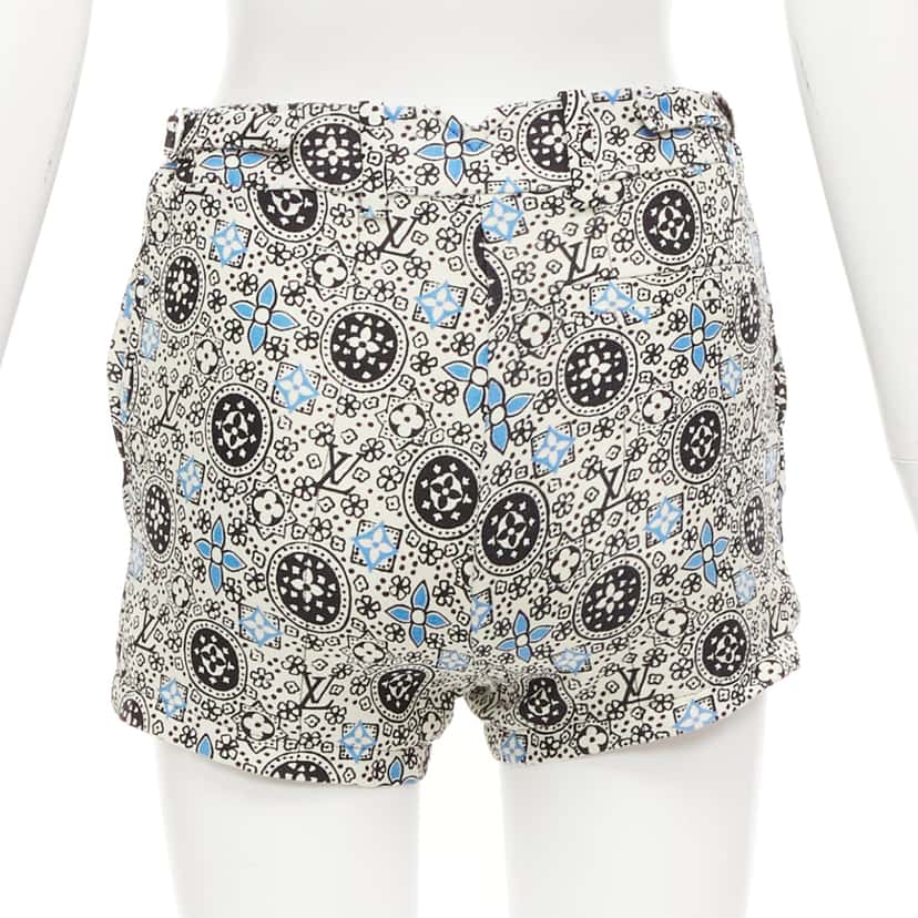 Louis Vuitton Floral Shorts Skirt Ecru Wool Very good condition - Box View