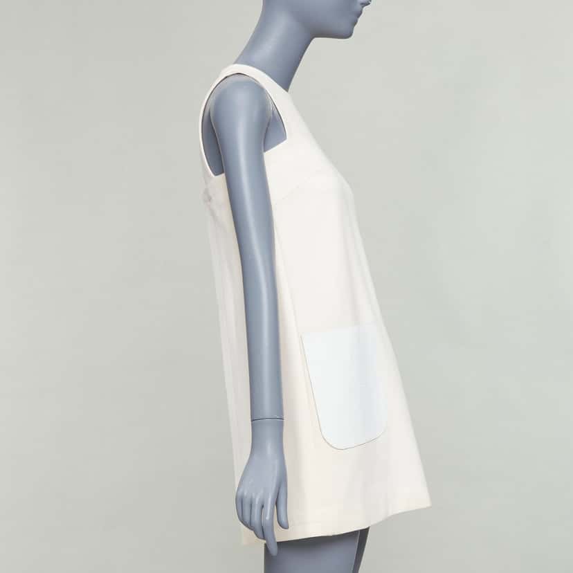 Fendi Leather Patch Dress Ecru Wool Good condition - Model View