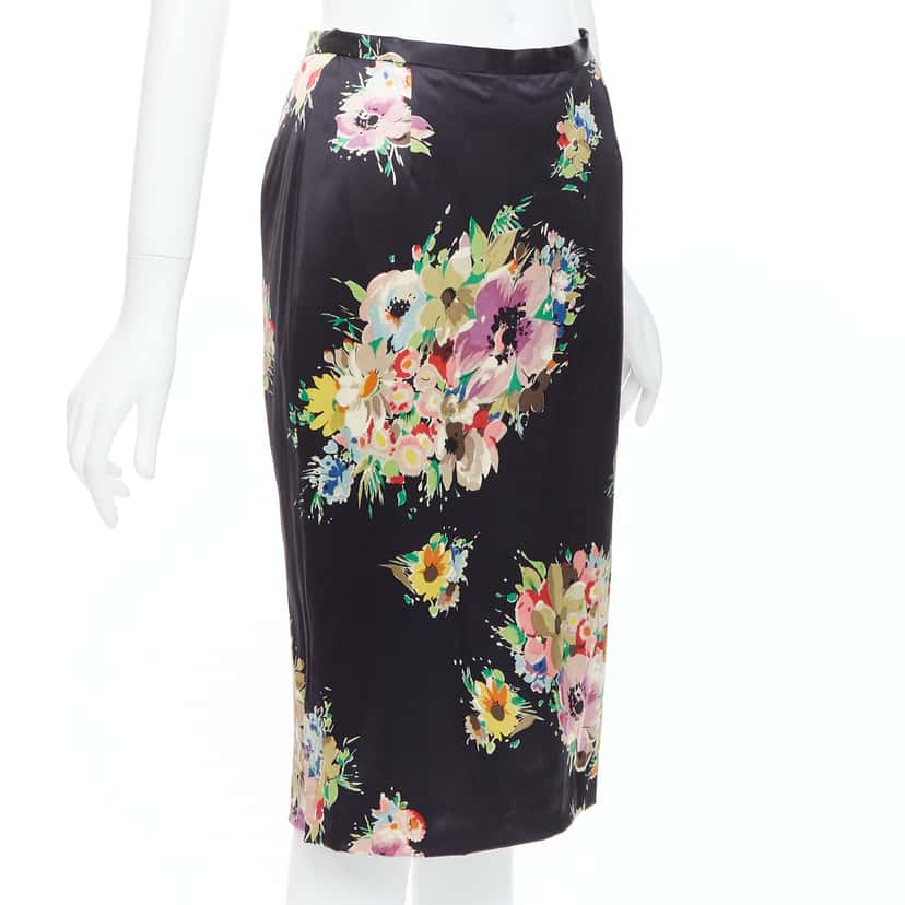 Dolce & Gabbana Floral Pencil Skirt Black Silk Very good condition - Inside View