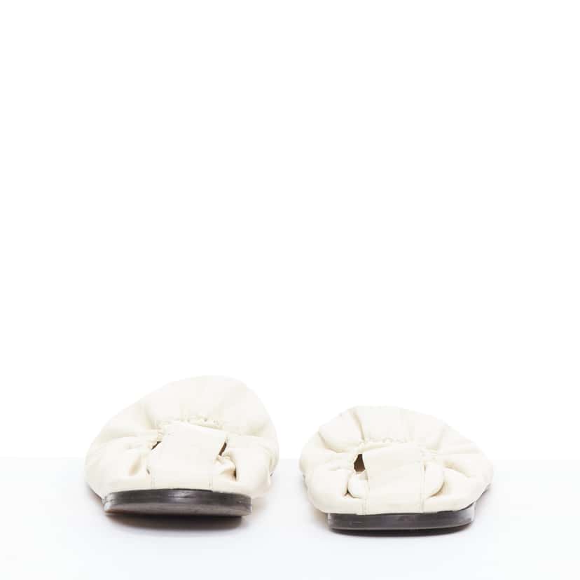 The Row Ruched Ballerina Flats Beige Leather Good condition - Box View