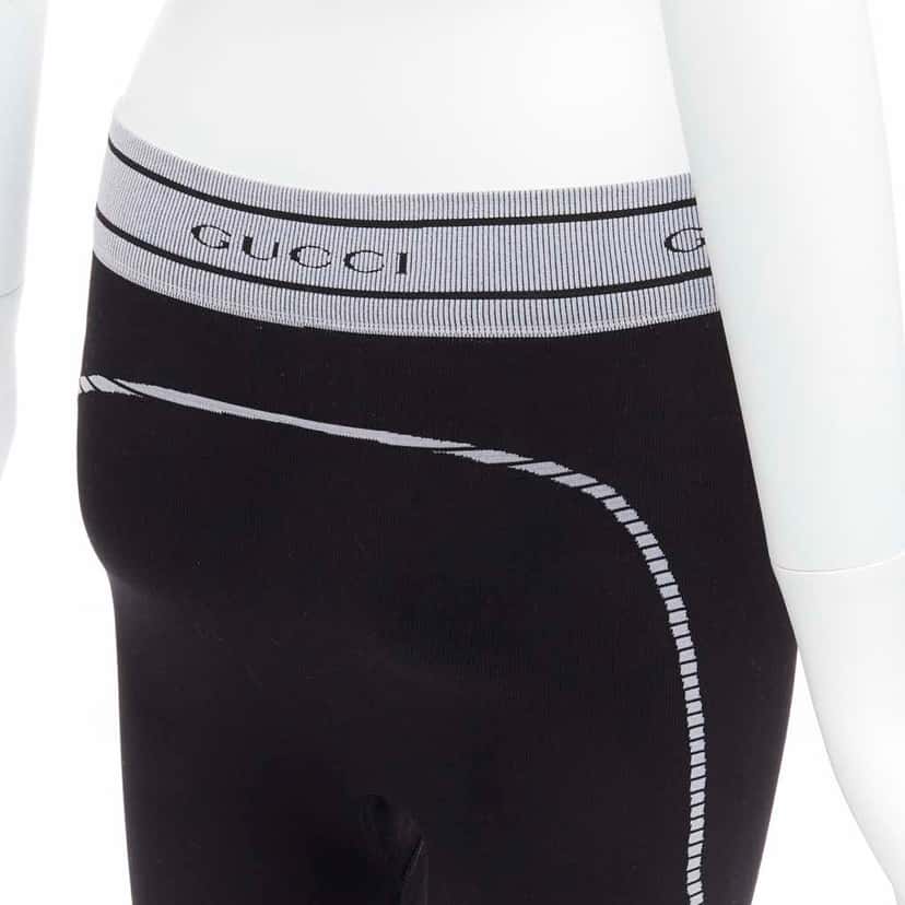 Gucci Ribbed Biker Leggings Black Very good condition - Back View