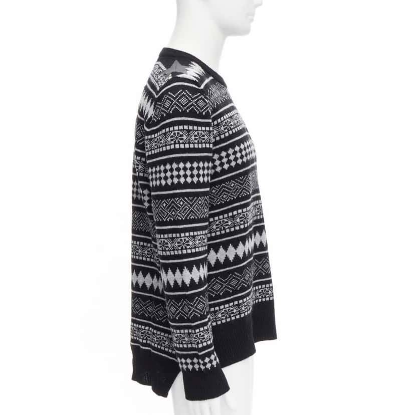Givenchy Star Stripes Sweater Black Wool Very good condition - Model View