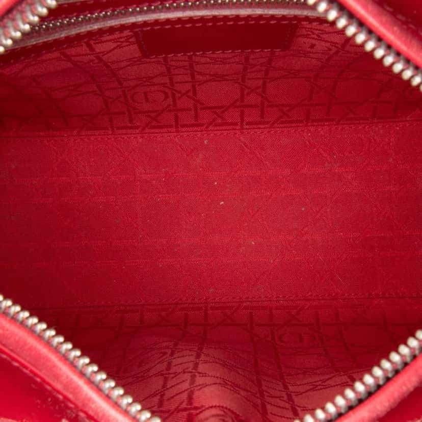 Dior Medium Patent Cannage Lady Dior Red Leather Good condition - Model View