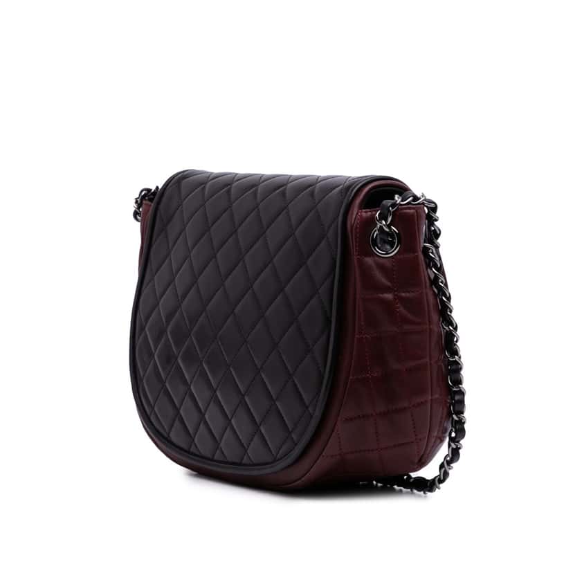 Chanel Bicolor Quilted Lambskin Twist Crescent Flap Red Leather Good condition - Back View