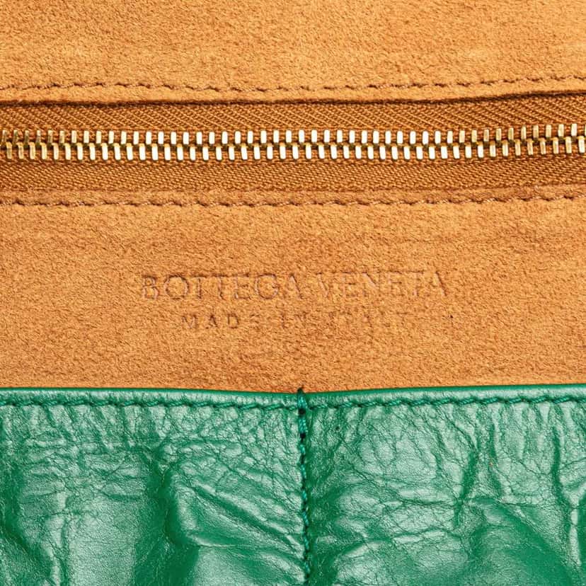 Bottega Veneta Medium Calfskin Maxi Intrecciato Arco Slouch Tote Green Leather Good condition - Box View