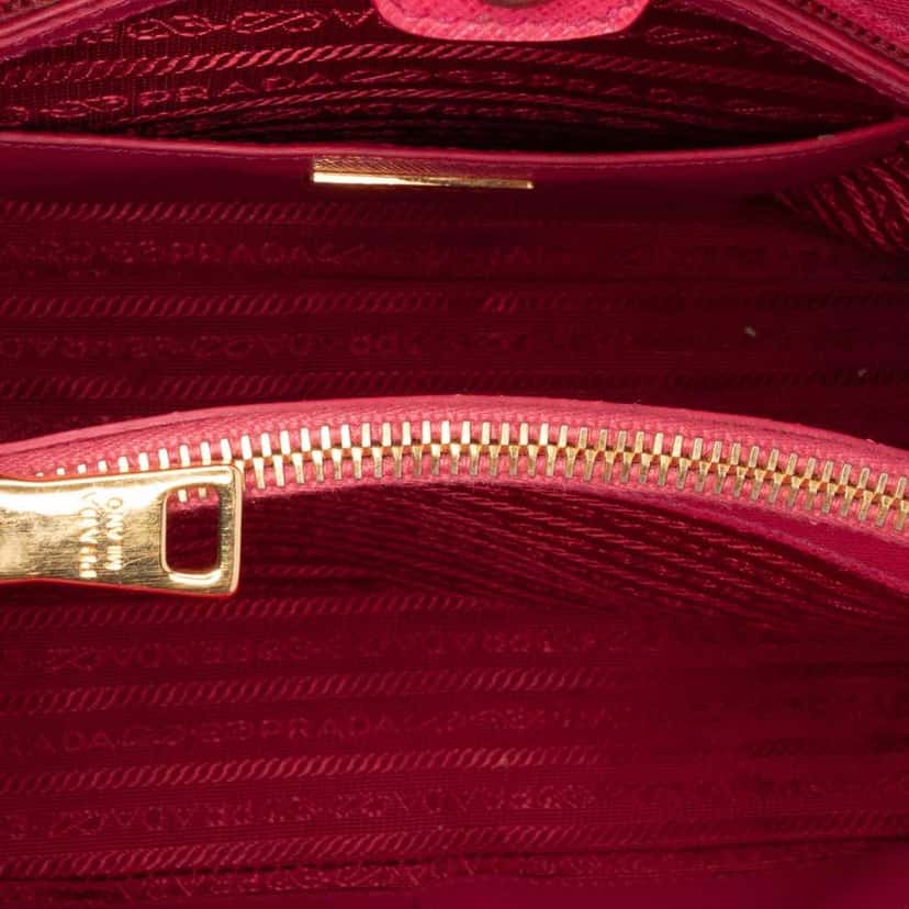 Prada Medium Saffiano Lux Open Promenade Satchel Pink Leather Good condition - Model View