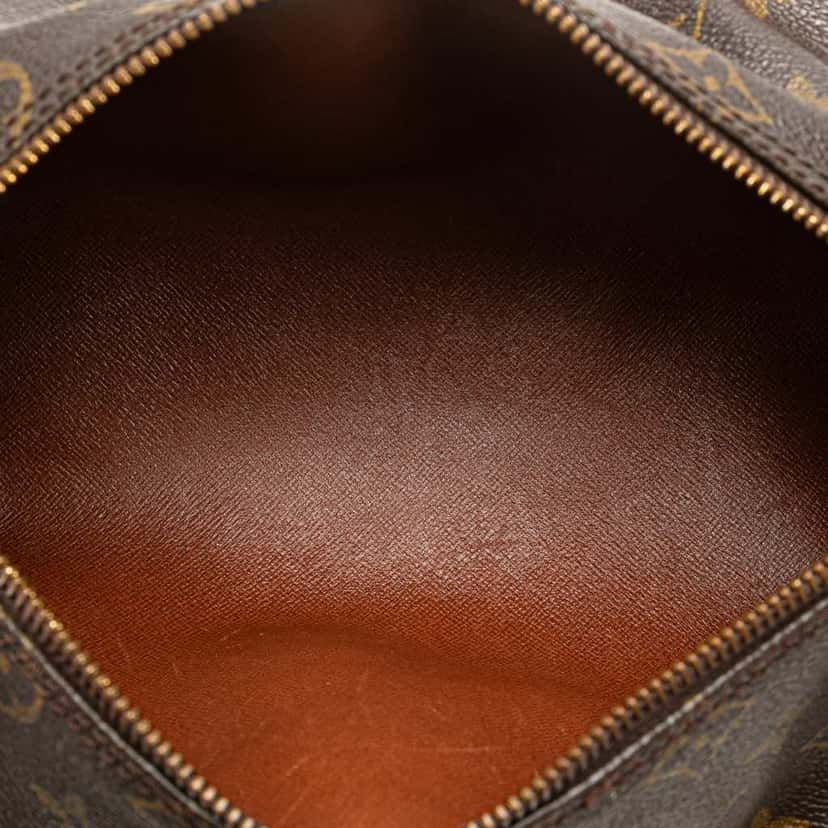 Louis Vuitton Monogram Papillon 26 Brown Canvas Good condition - Model View