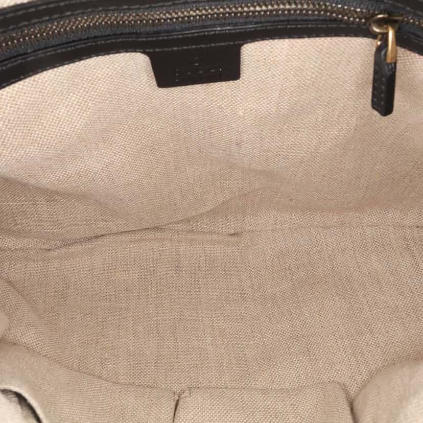 Gucci Nubuck 1970 Shoulder Bag Black Leather Good condition - Model View