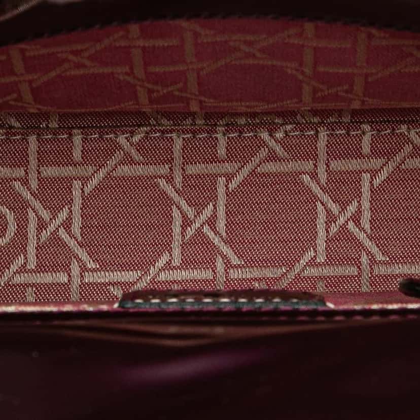 Dior Mini Patent Lady Dior Purple Leather Good condition - Model View