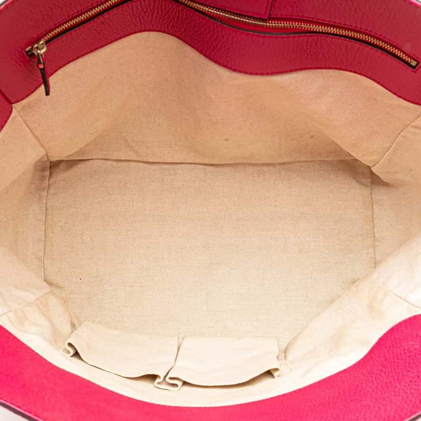 Gucci Medium Leather Swing Tote Pink Leather Good condition - Model View