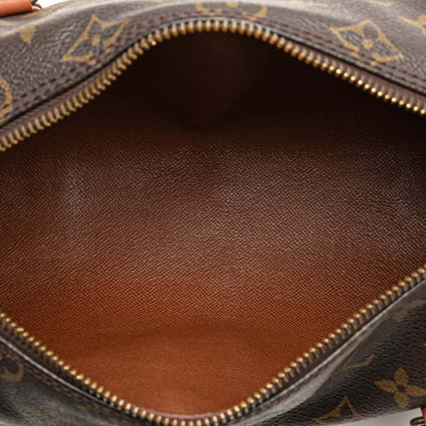 Louis Vuitton Monogram Papillon 26 Brown Canvas Good condition - Model View