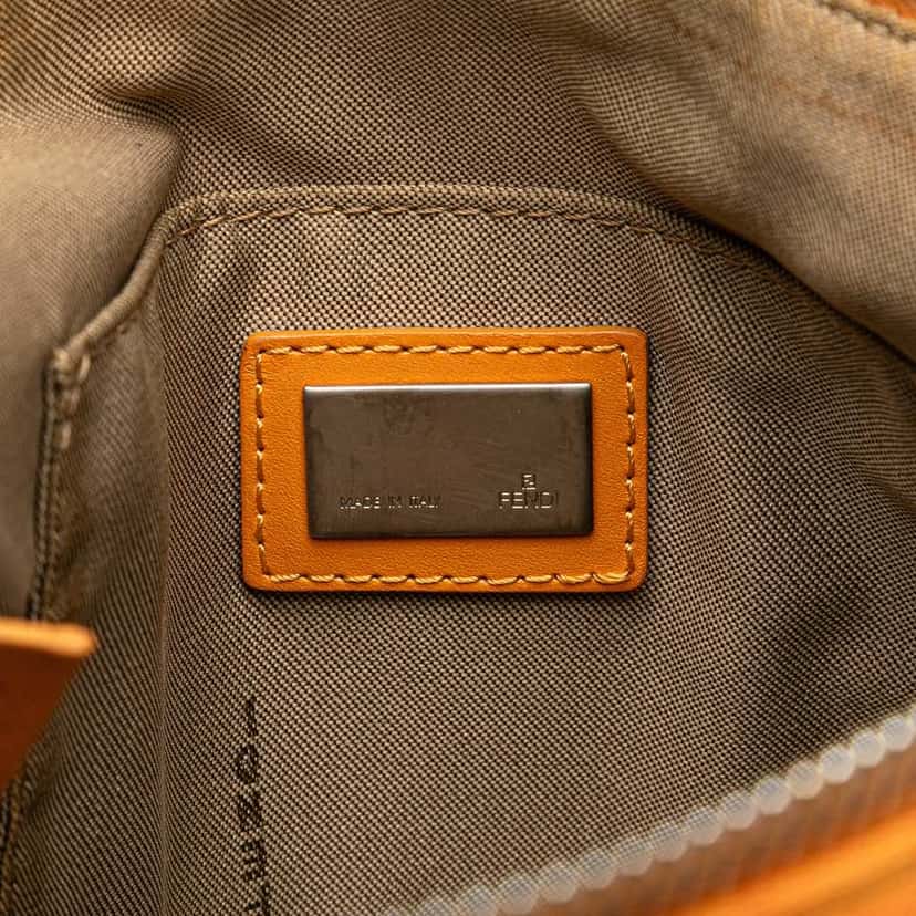 Fendi Zucchino Canvas Hobo Orange Good condition - Box View