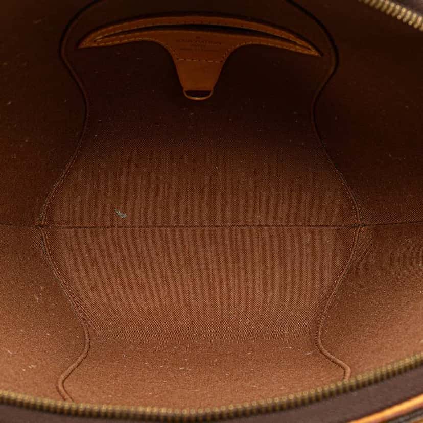 Louis Vuitton Monogram Ellipse PM Brown Canvas Fair condition - Model View