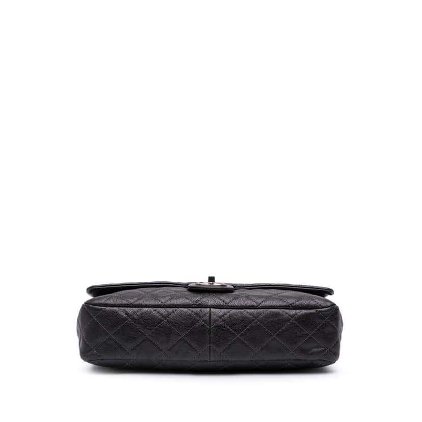 Chanel Jumbo Quilted Iridescent Caviar Easy Flap Other Leather Good condition - Inside View