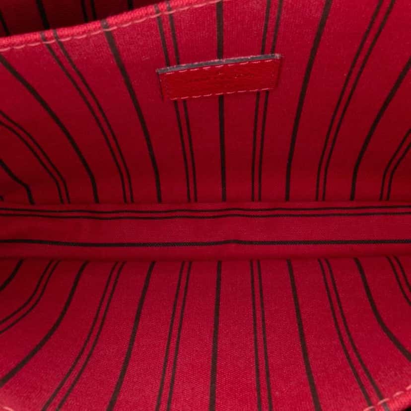 Louis Vuitton Monogram Empreinte Pochette Metis Red Leather Good condition - Model View
