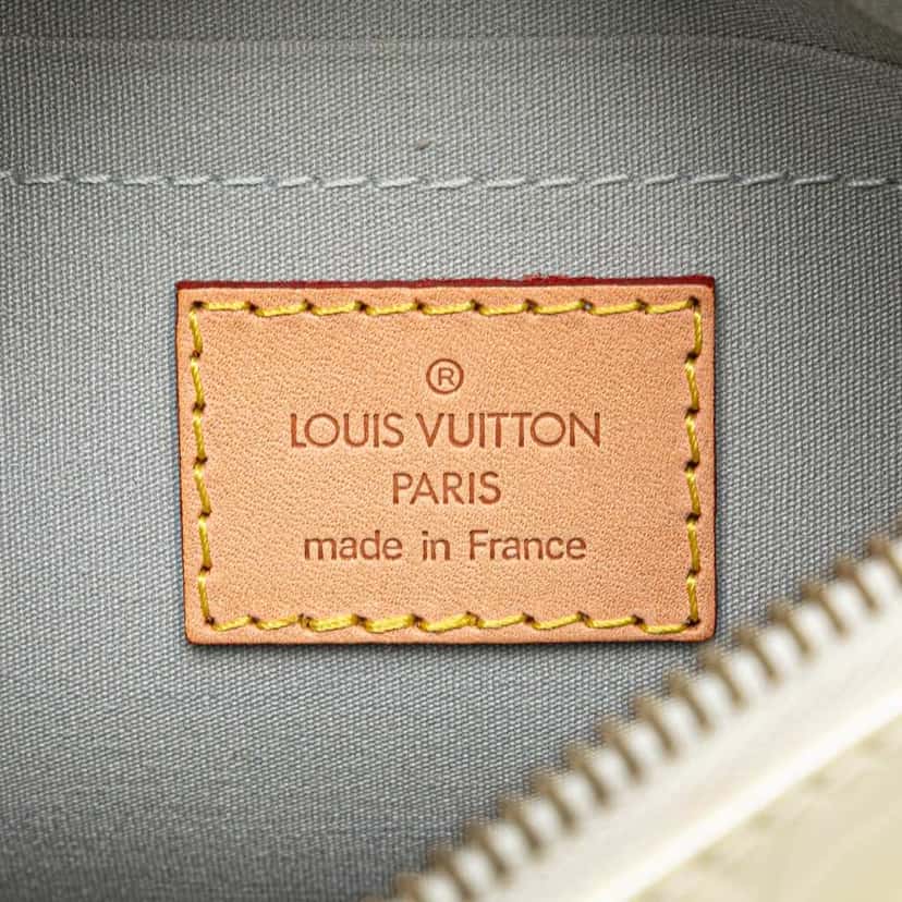 Louis Vuitton Monogram Vernis Minna Street White Leather Good condition - Box View
