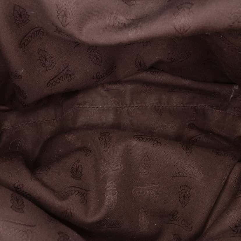 Gucci Large GG Canvas GG Charm Tote Brown Good condition - Model View