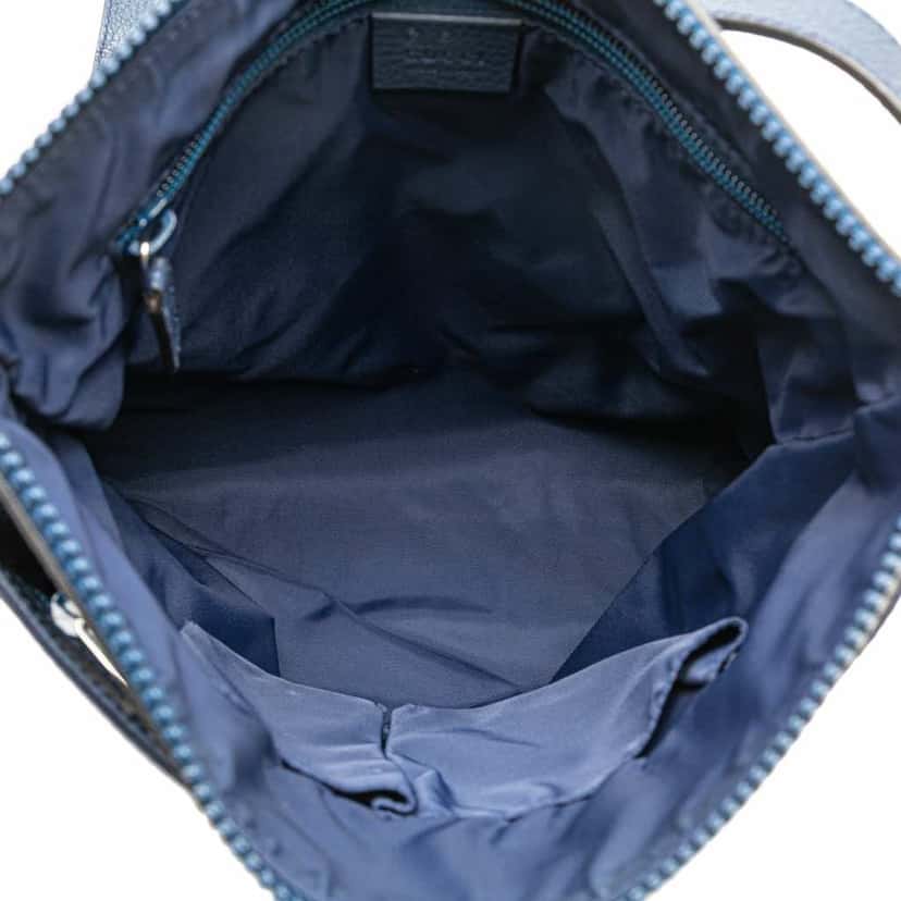Gucci GG Nylon Flat Messenger Bag Blue Good condition - Model View