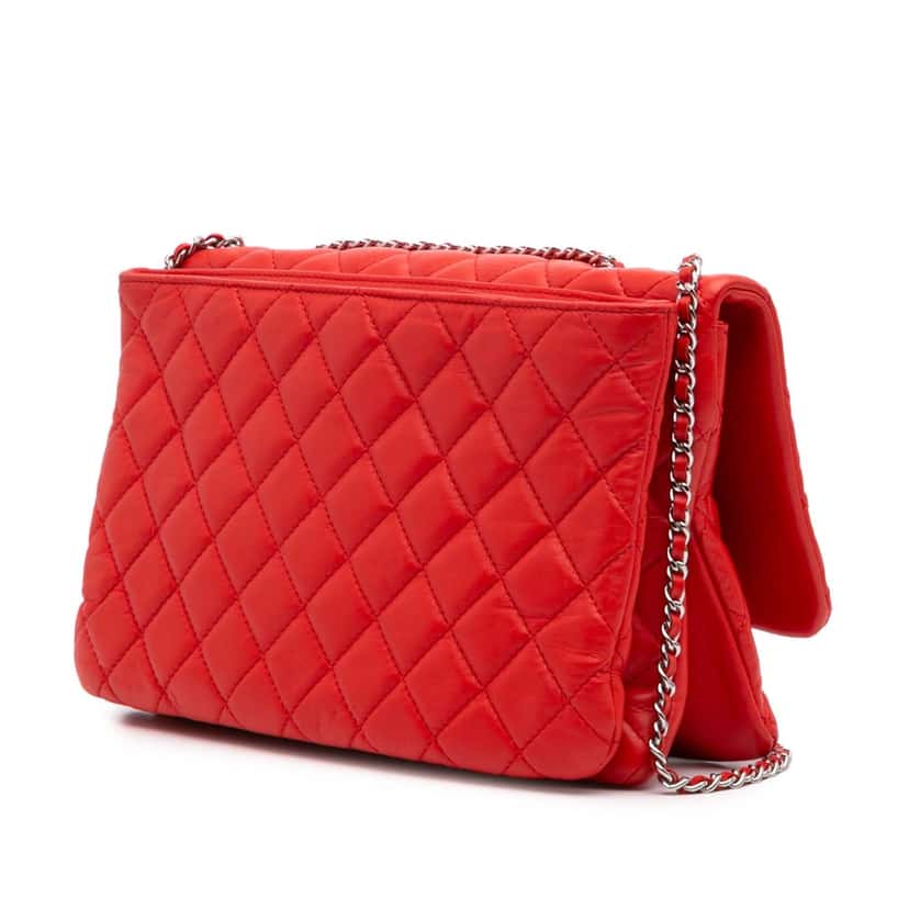 Chanel Jumbo Quilted Calfskin Tender Touch Flap Red Leather Good condition - Back View