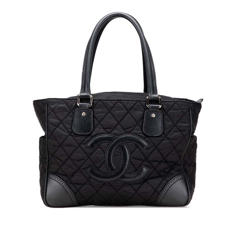 Chanel Paris New York Quilted Nylon Tote Black Good condition - Front View