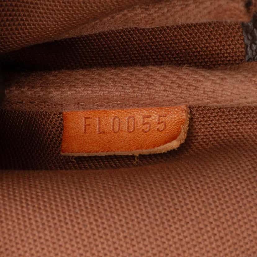 Louis Vuitton Monogram Mini Pochette Accessoires Brown Canvas Good condition - Box View