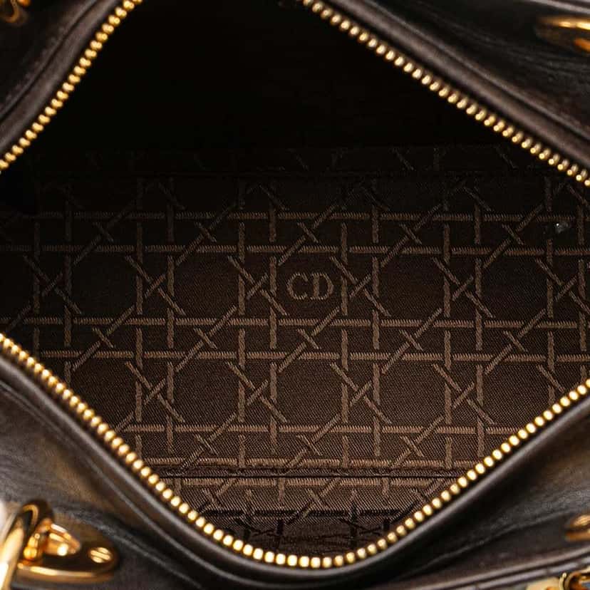 Dior Medium Lambskin Cannage Lady Dior Brown Leather Good condition - Model View