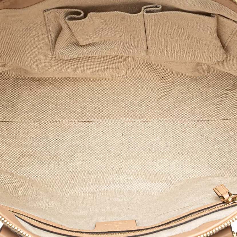 Gucci GG Canvas Lovely Tote Pink Good condition - Model View