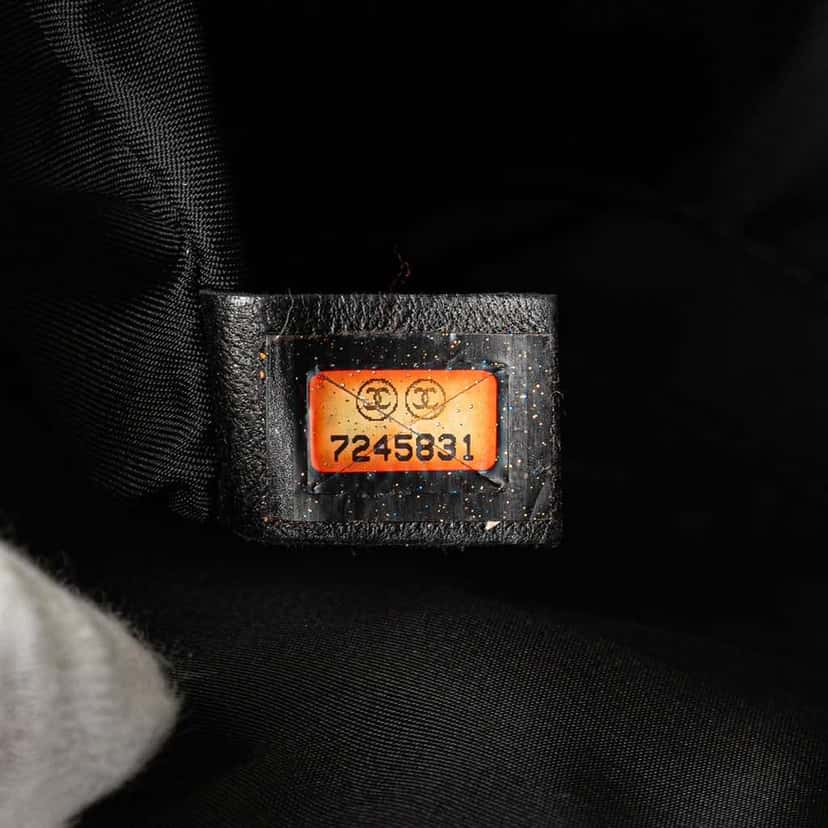 Chanel New Travel Line Nylon Pouch Black Good condition - Box View