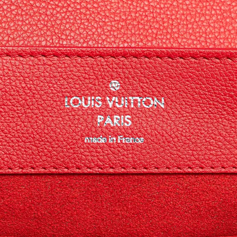 Louis Vuitton Taurillon Lockme Backpack Red Leather Very good condition - Box View