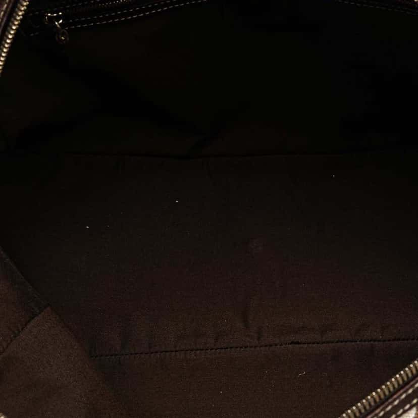 Gucci Printed Canvas Bamboo Horsebit Handbag White Good condition - Model View