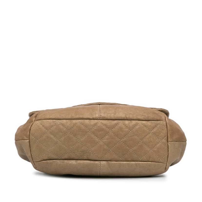 Chanel Grained Metallic Calfskin Trianon Messenger Flap Gold Leather Good condition - Inside View