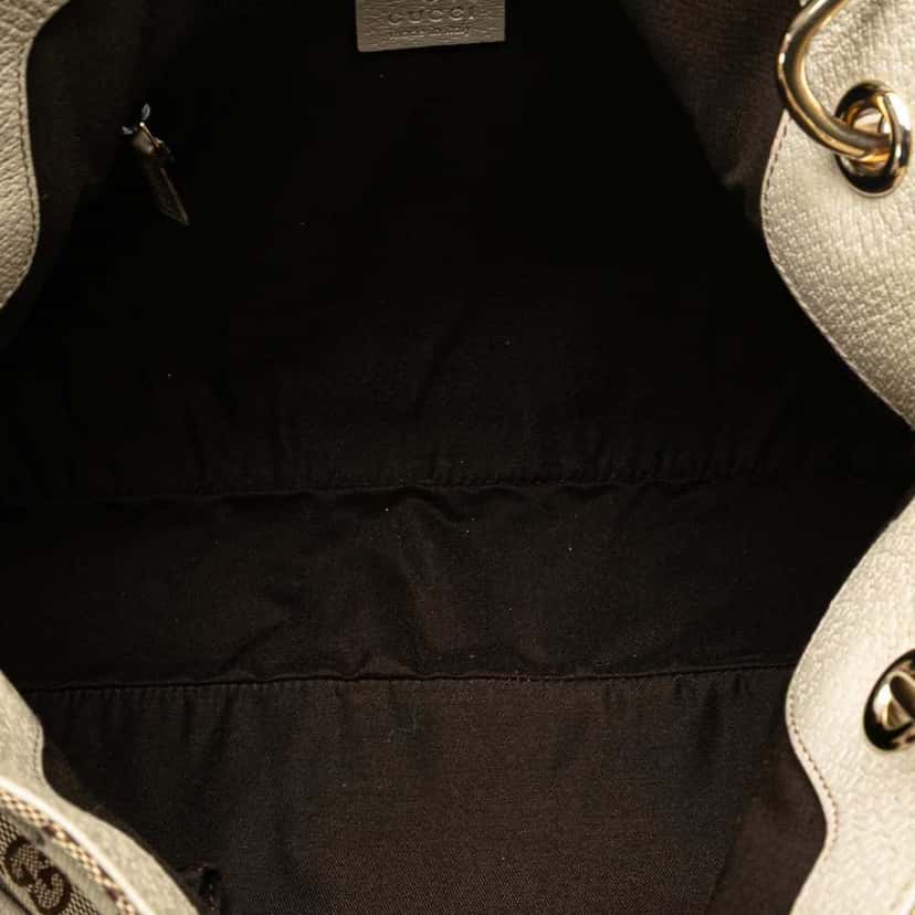 Gucci GG Canvas Eclipse Shoulder Bag Brown Good condition - Model View