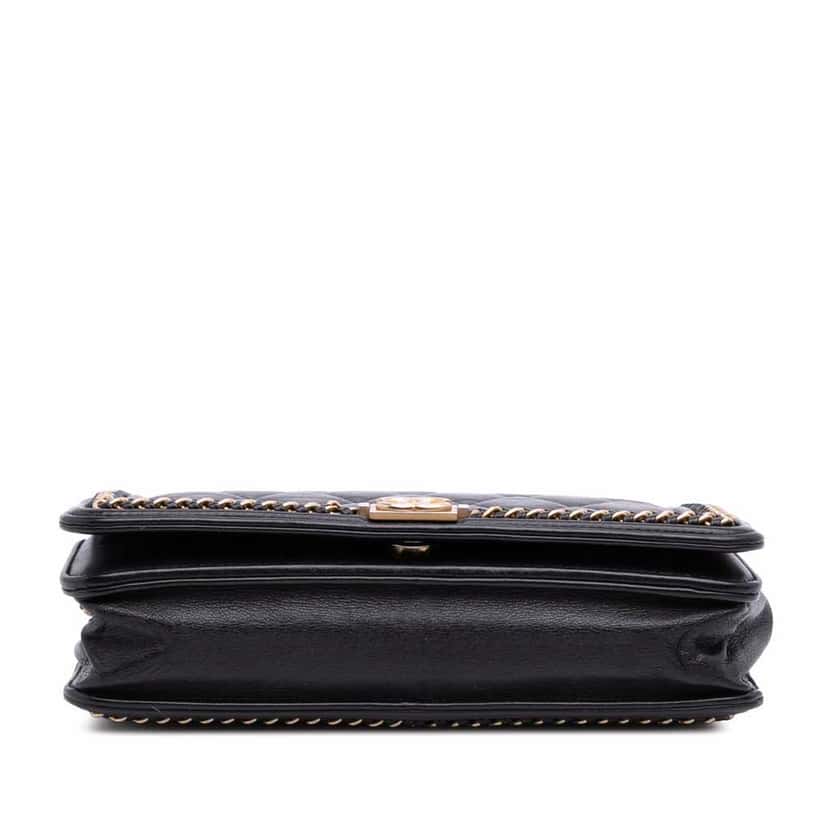 Chanel Quilted Calfskin Chain Around Boy Wallet On Chain Black Leather Good condition - Inside View