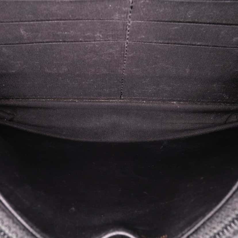Chanel Quilted Calfskin Chain Around Boy Wallet On Chain Black Leather Good condition - Model View