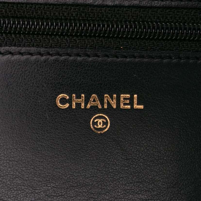 Chanel Quilted Calfskin Chain Around Boy Wallet On Chain Black Leather Good condition - Box View