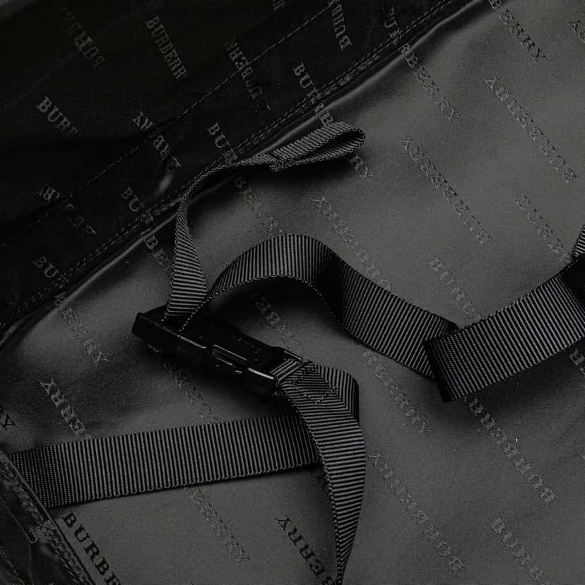 Burberry House Check Canvas Luggage Brown Good condition - Box View