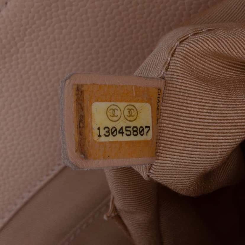 Chanel Caviar Grand Shopping Tote Brown Leather Good condition - Box View