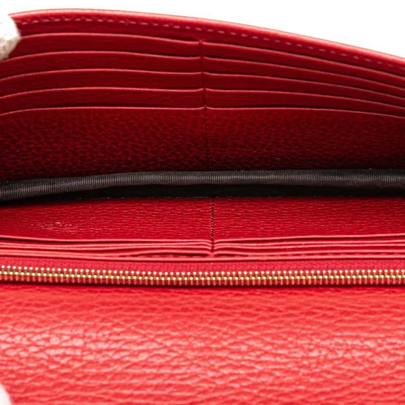 Gucci Leather Interlocking G Dollar Wallet on Chain Red Leather Good condition - Model View