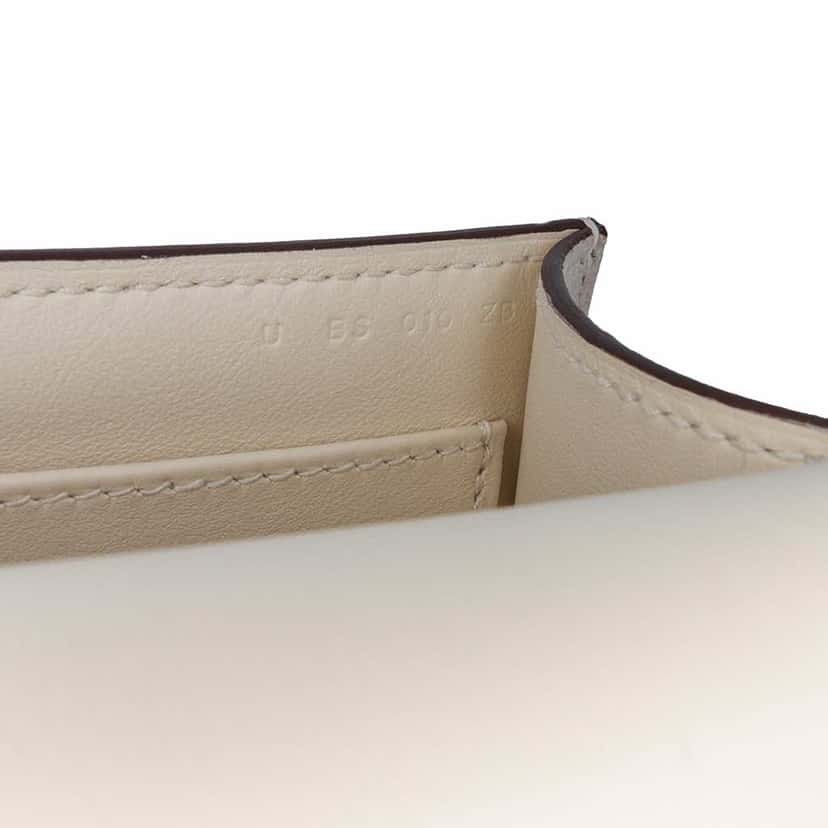 Hermès Chevre Mysore Geta White Leather Good condition - Box View