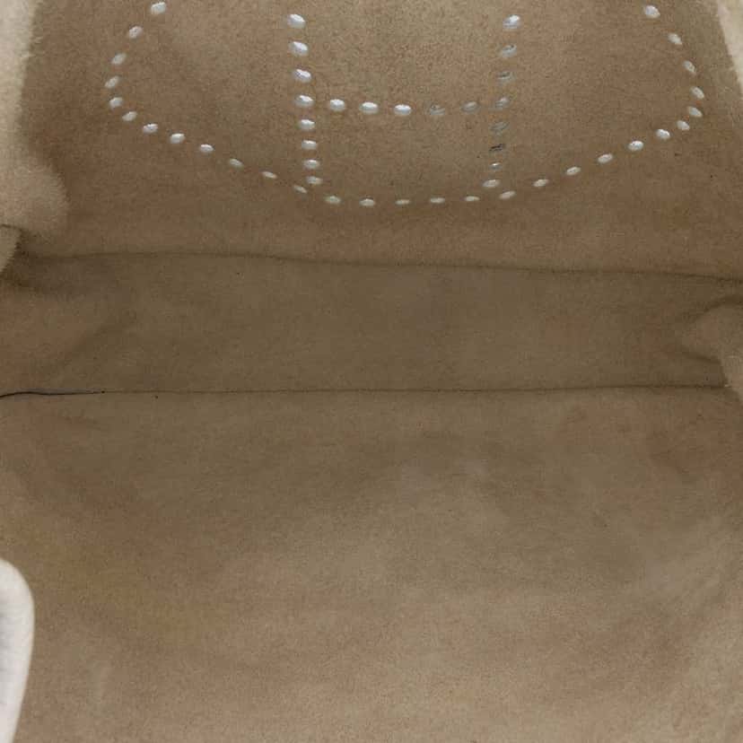 Hermès Clemence Evelyne III PM White Leather Good condition - Model View